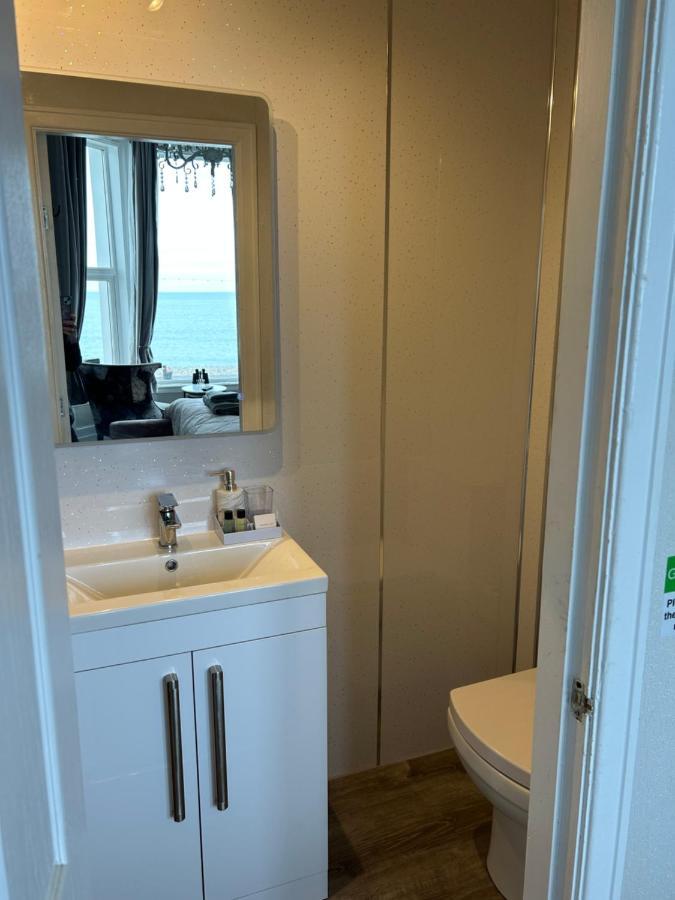 חלנדודנו Glan Y Mor Hotel (Adults Only) מראה חיצוני תמונה